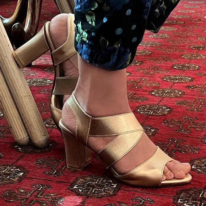 Block Heel Sandals FT-907 - Golden / 36 - Heel